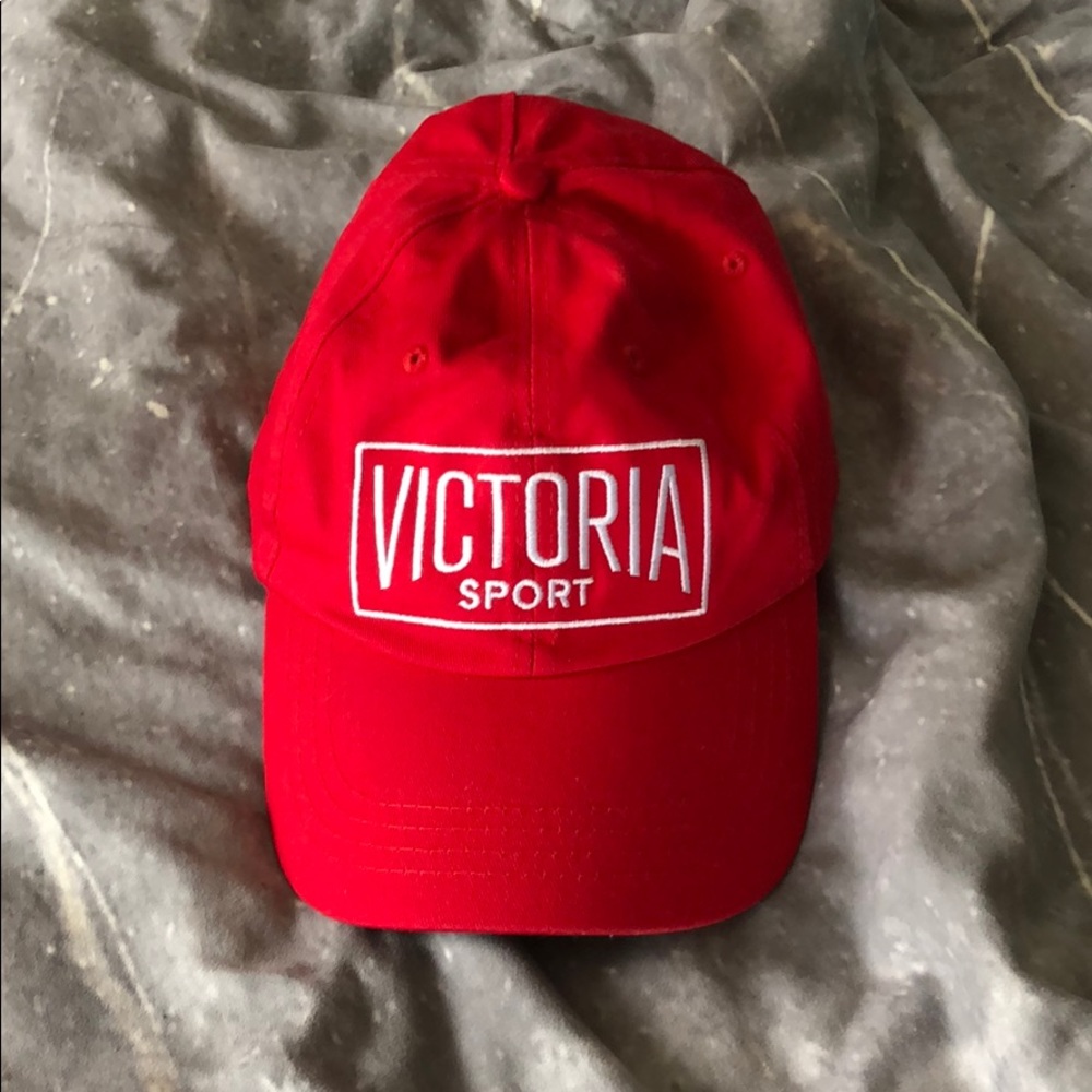 Red VS Sport Baseball Cap